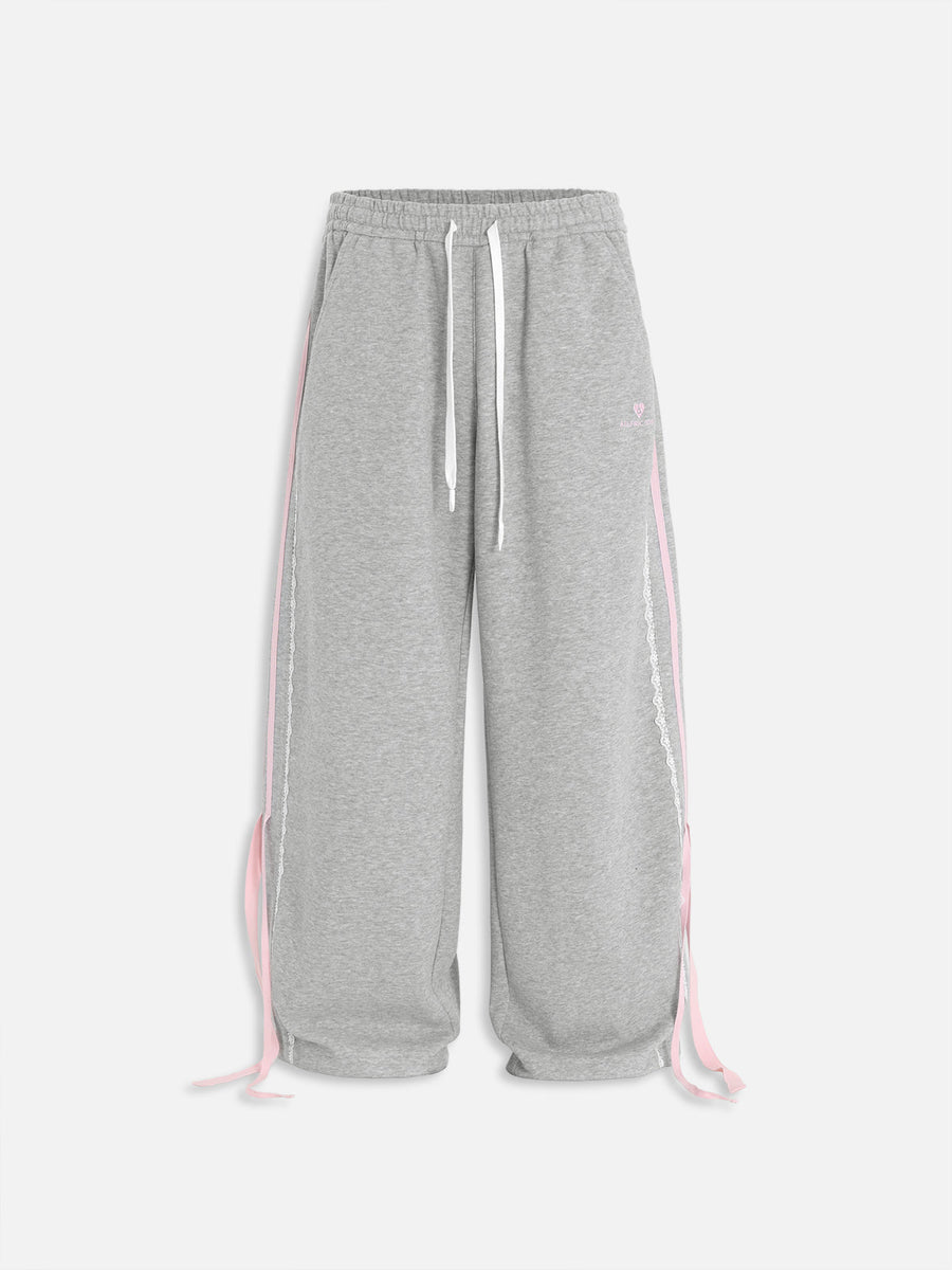 Aelfric Eden Jogginghose mit Spitzenstreifen und Patchwork