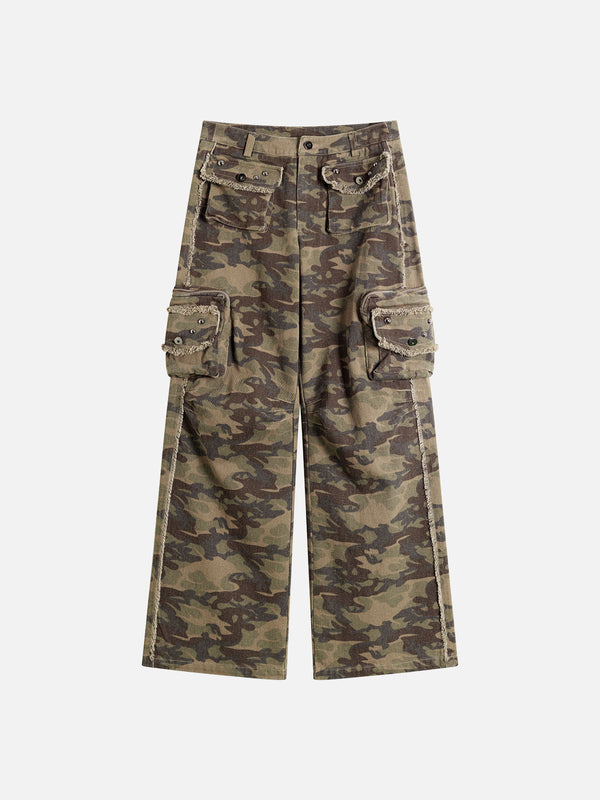 Aelfric Eden Jeans mit Camouflage-Muster und mehreren Taschen